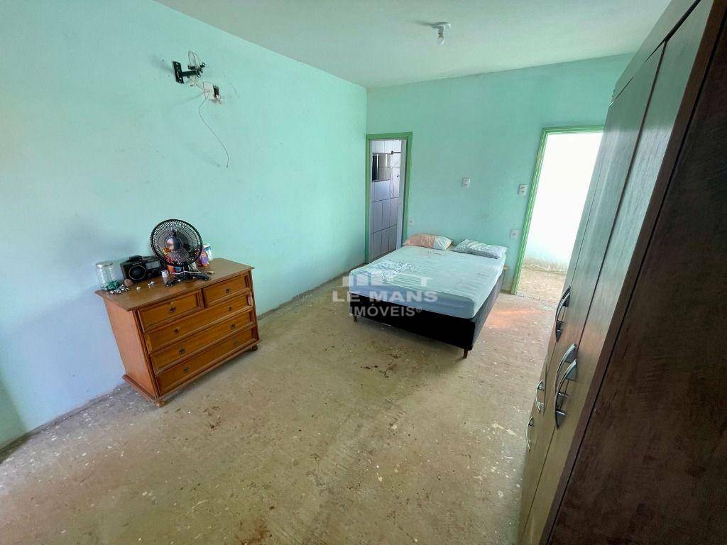 Chácara à venda com 3 quartos, 196m² - Foto 5