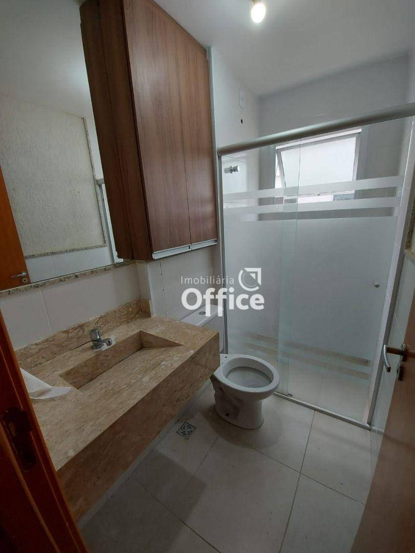 Apartamento para alugar com 2 quartos, 70m² - Foto 9