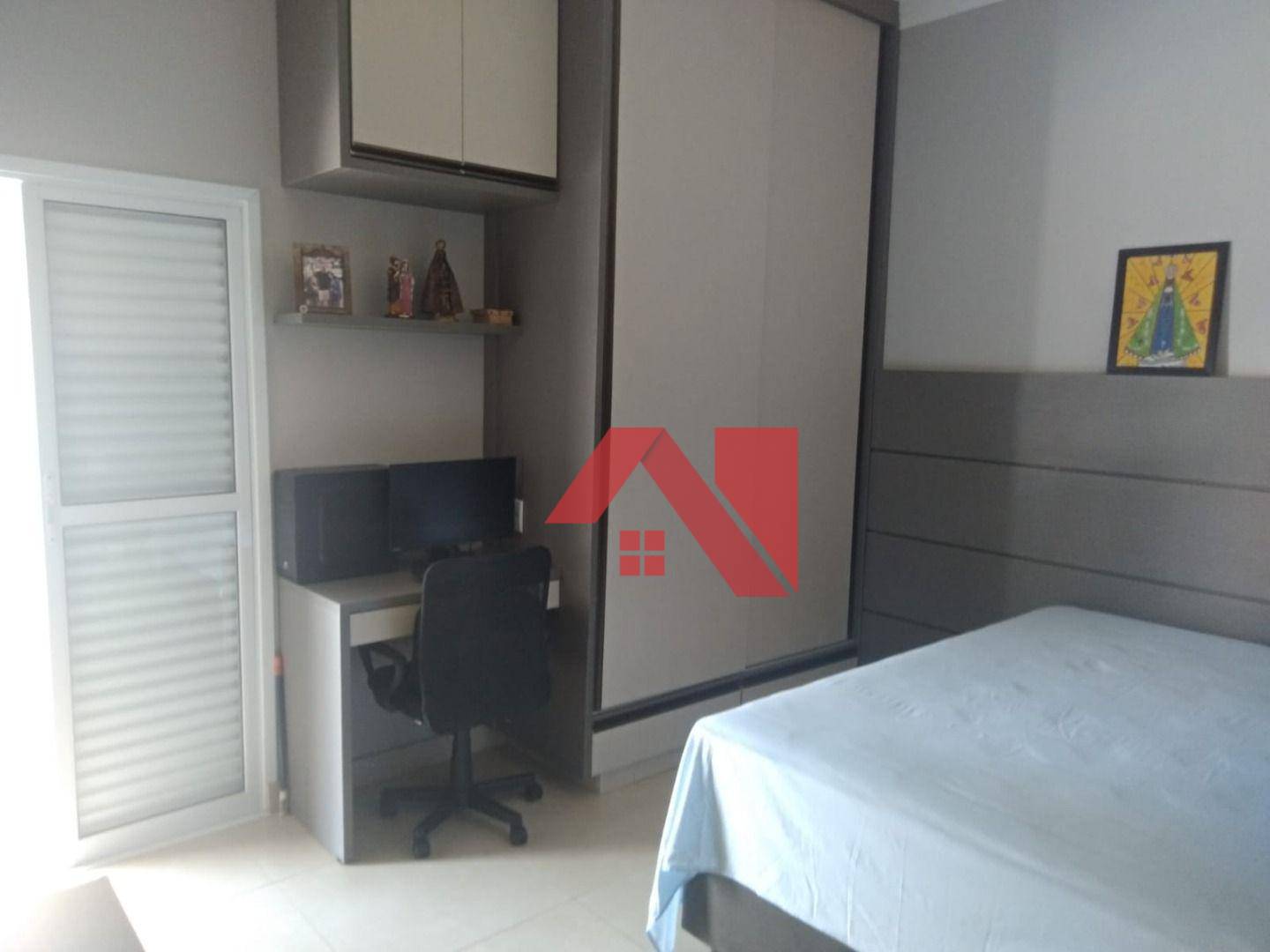 Casa à venda com 3 quartos, 265m² - Foto 13