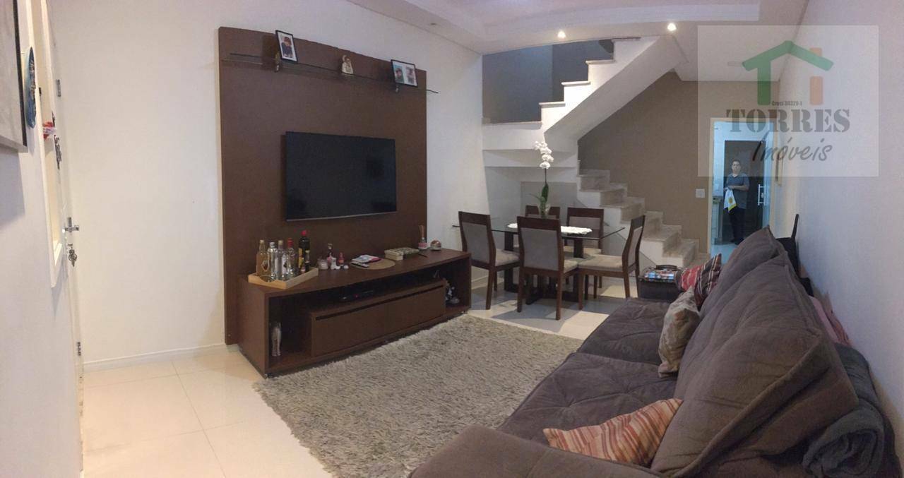 Casa à venda com 2 quartos, 80m² - Foto 1