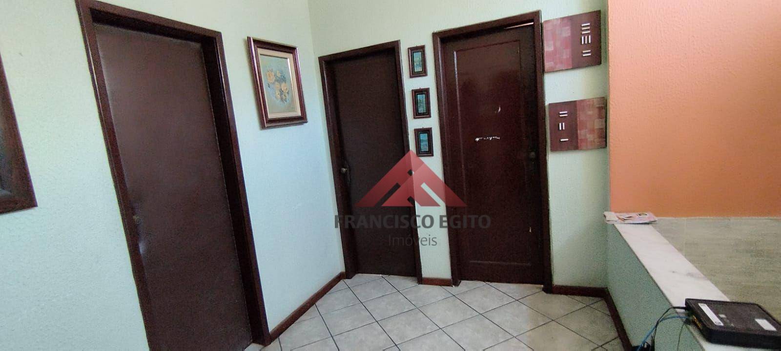 Casa à venda com 4 quartos, 190m² - Foto 16