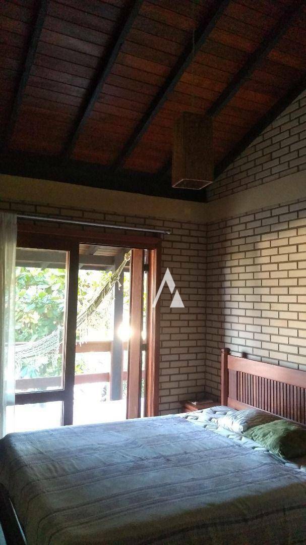 Casa de Condomínio à venda com 3 quartos, 200m² - Foto 36