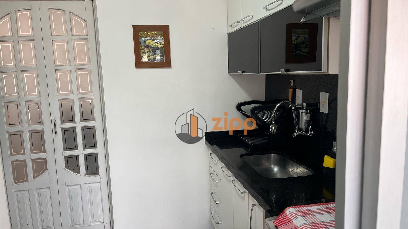 Apartamento à venda com 3 quartos, 60m² - Foto 32