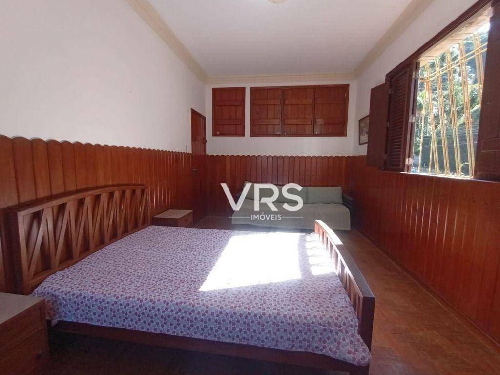 Casa à venda com 7 quartos, 581m² - Foto 29