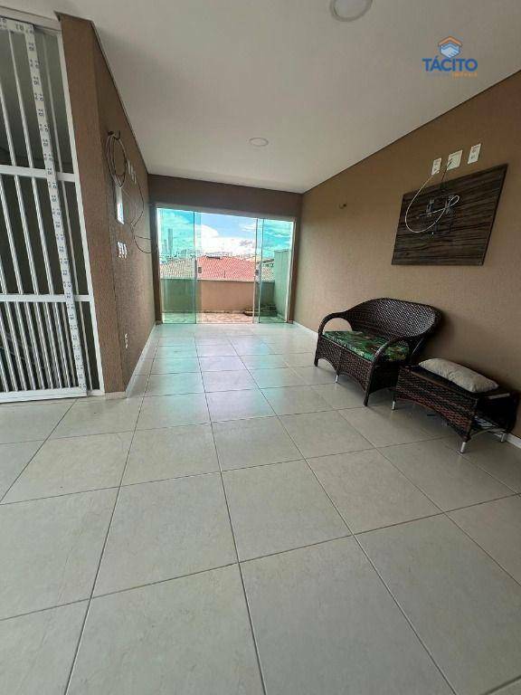 Casa à venda com 3 quartos, 186m² - Foto 7