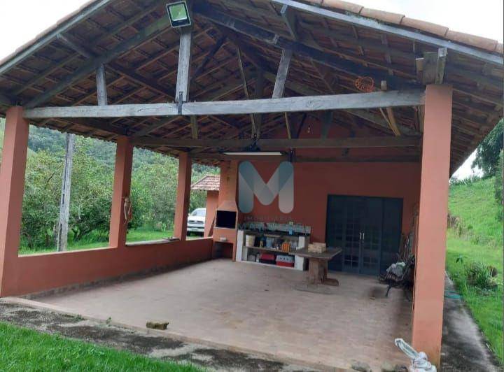 Sítio à venda com 2 quartos, 180m² - Foto 17