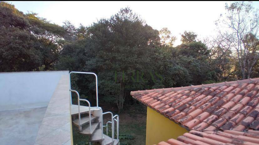 Casa de Condomínio à venda com 3 quartos, 220m² - Foto 27