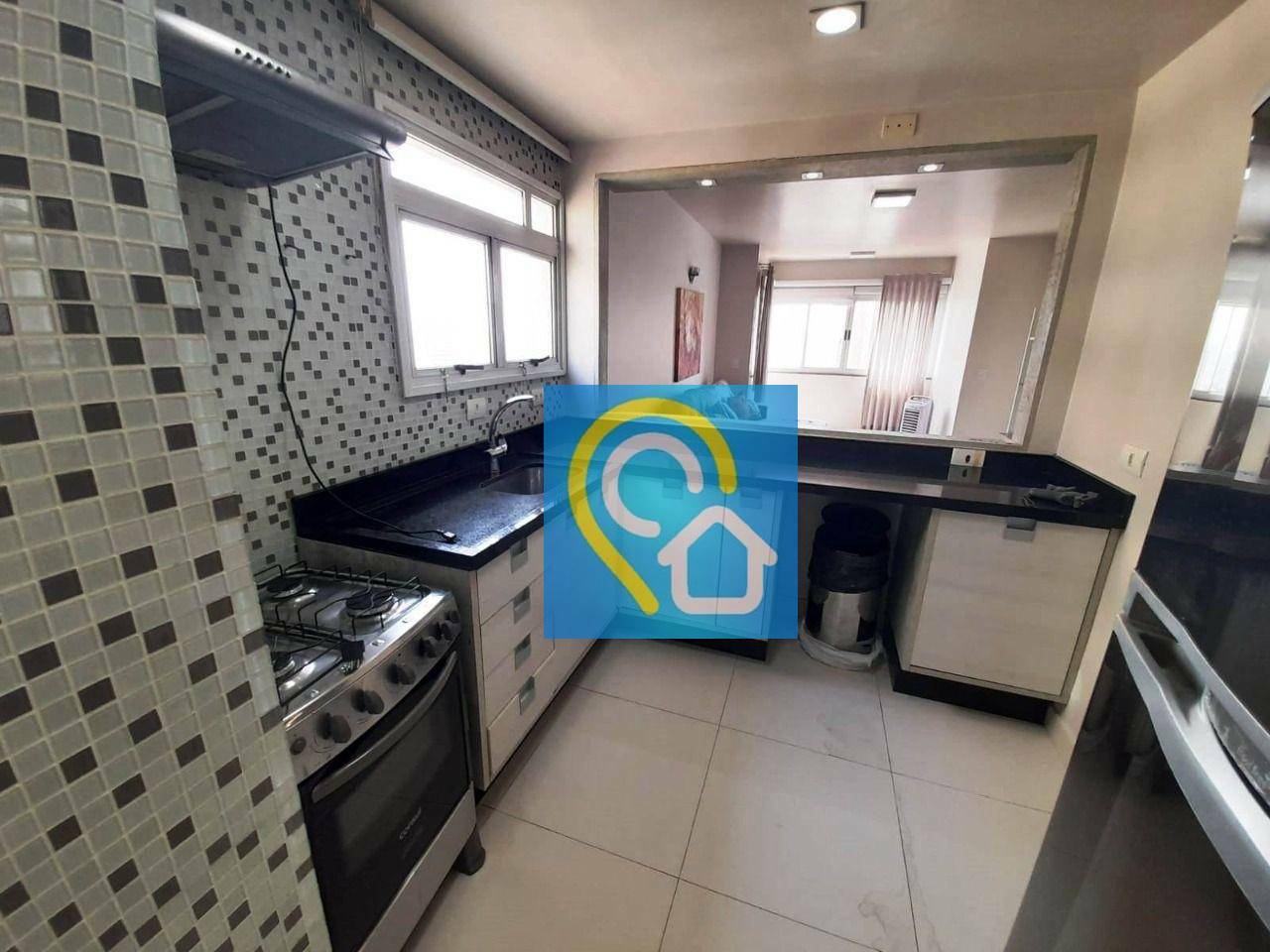 Apartamento à venda com 3 quartos, 98m² - Foto 4