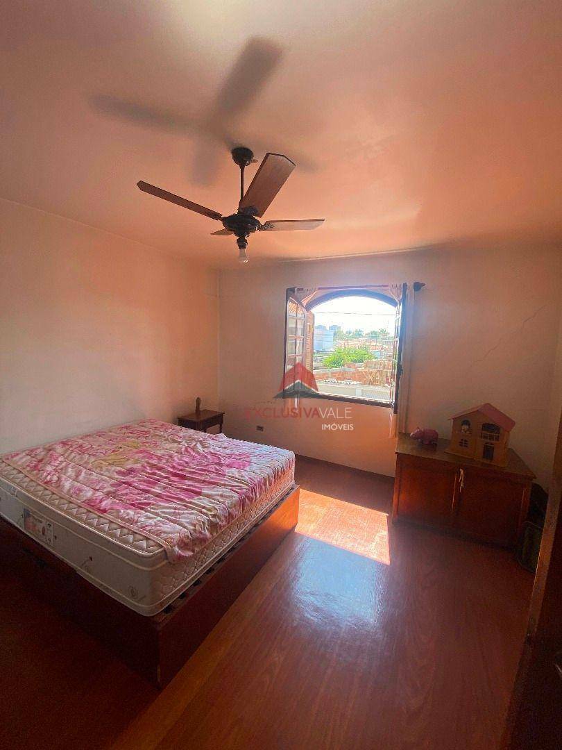 Casa à venda com 5 quartos, 320m² - Foto 28