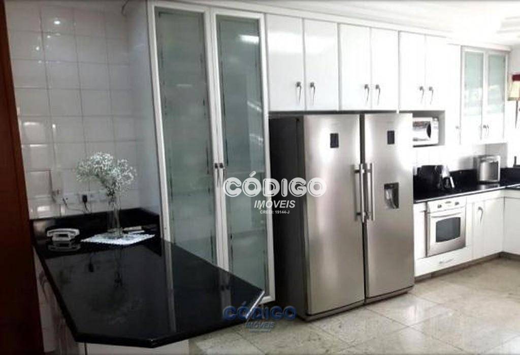 Sobrado à venda com 6 quartos, 360m² - Foto 8