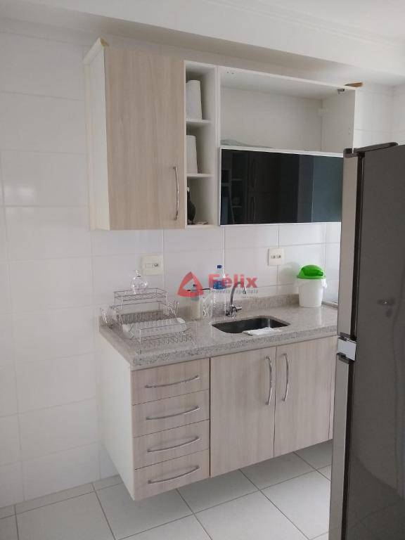 Apartamento à venda com 3 quartos, 101m² - Foto 11