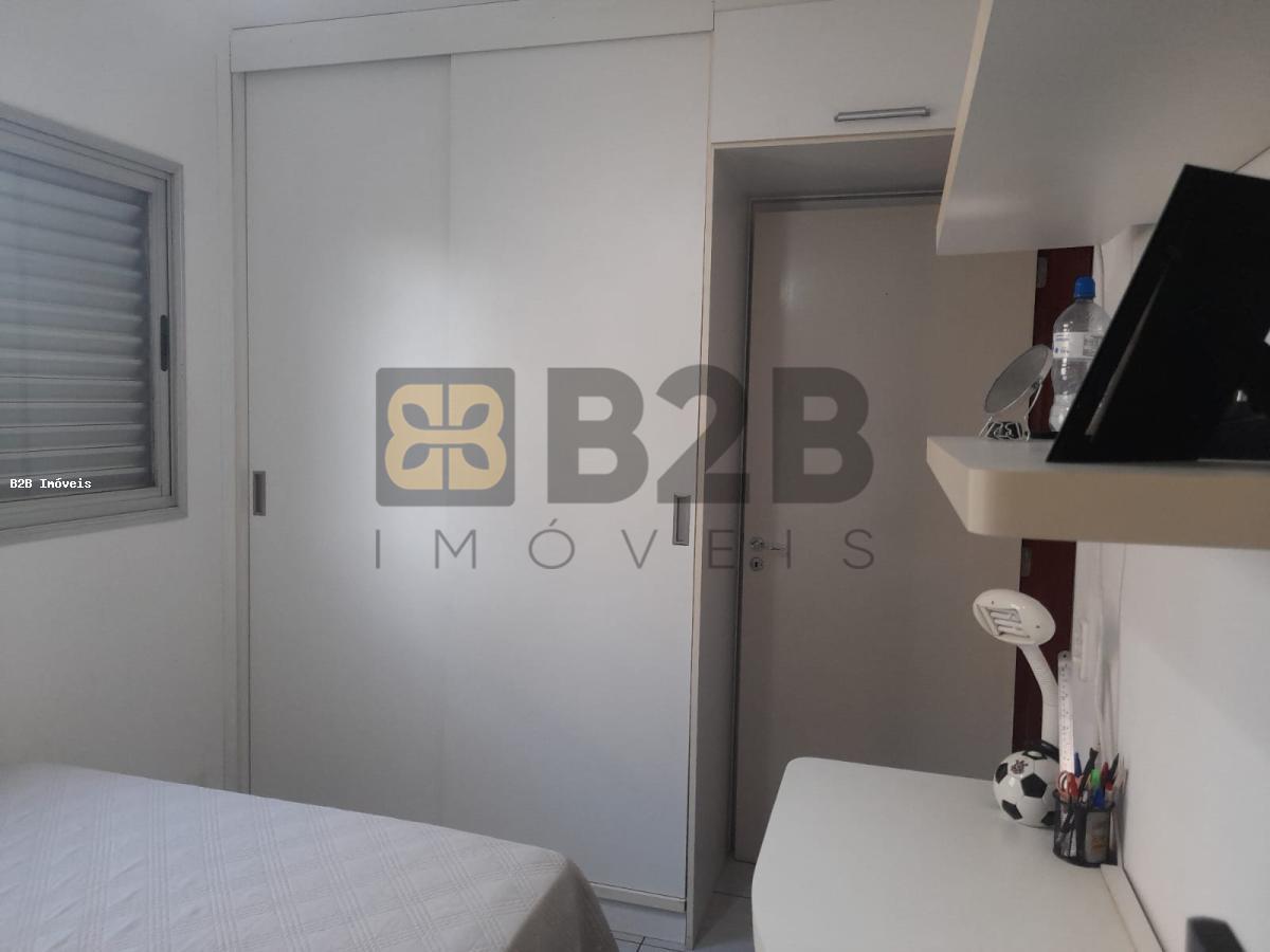 Apartamento à venda com 3 quartos, 68m² - Foto 4