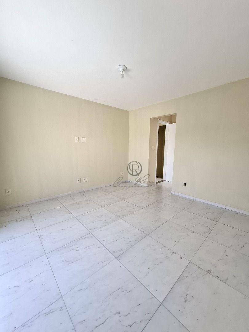 Casa à venda com 3 quartos, 107m² - Foto 13