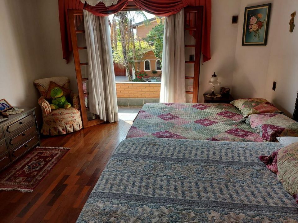 Casa de Condomínio à venda com 4 quartos, 360m² - Foto 27