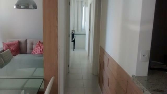 Apartamento à venda com 2 quartos, 65m² - Foto 4