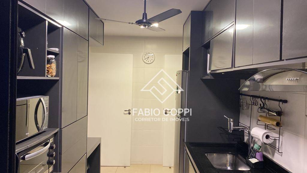 Apartamento à venda com 3 quartos, 107m² - Foto 4