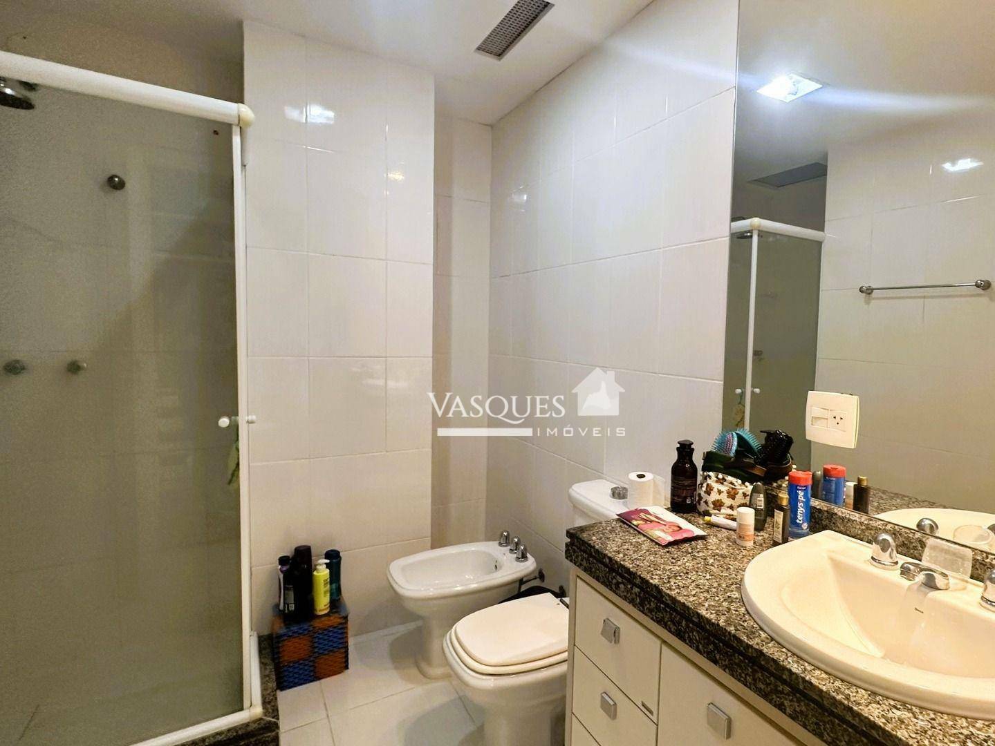 Apartamento à venda com 3 quartos, 142m² - Foto 27