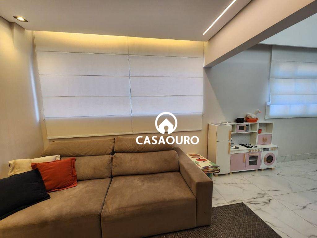 Cobertura à venda com 4 quartos, 200m² - Foto 4