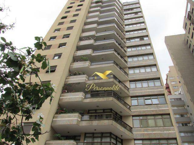 Apartamento à venda com 4 quartos, 240m² - Foto 1