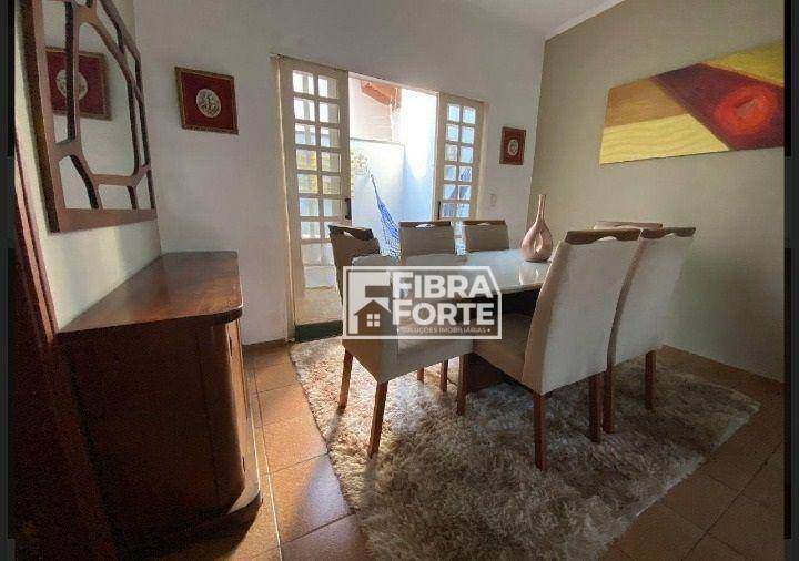 Casa à venda com 3 quartos, 135m² - Foto 4