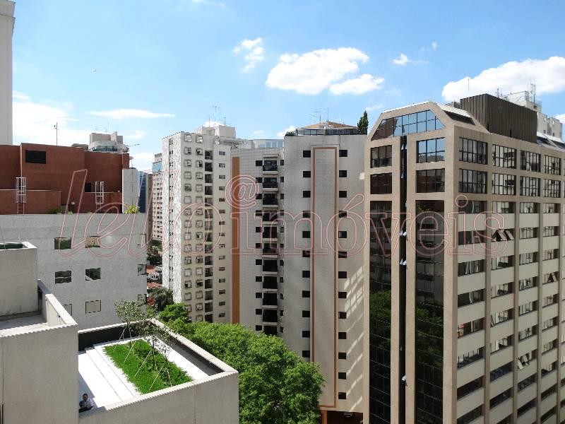 Apartamento para alugar com 2 quartos, 75m² - Foto 3