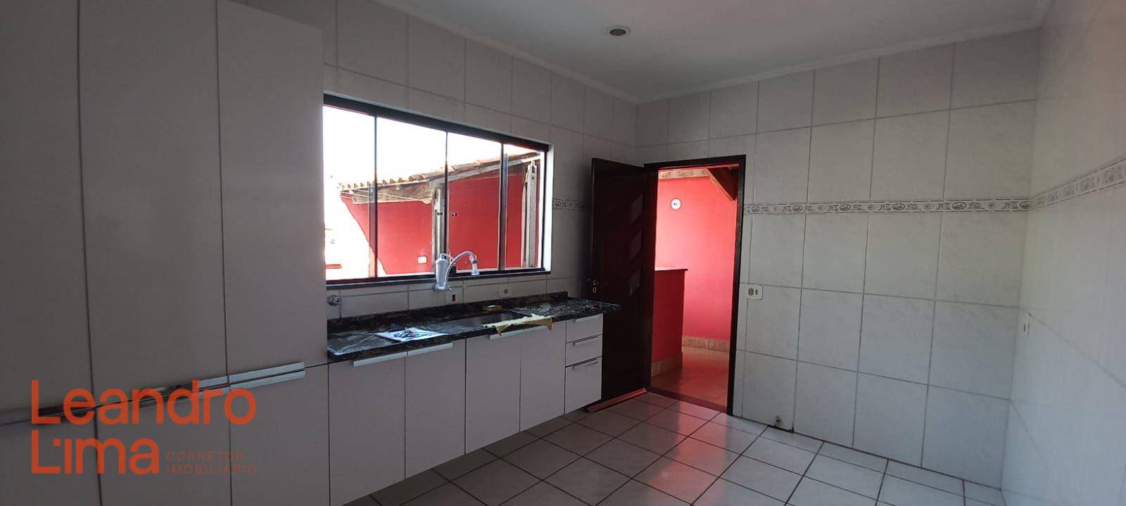 Apartamento para alugar com 2 quartos, 60m² - Foto 2