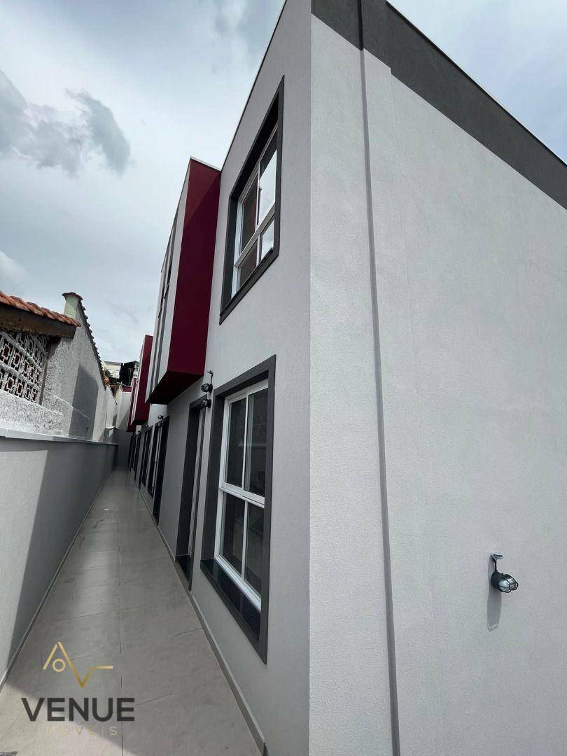 Sobrado à venda com 2 quartos, 65m² - Foto 4