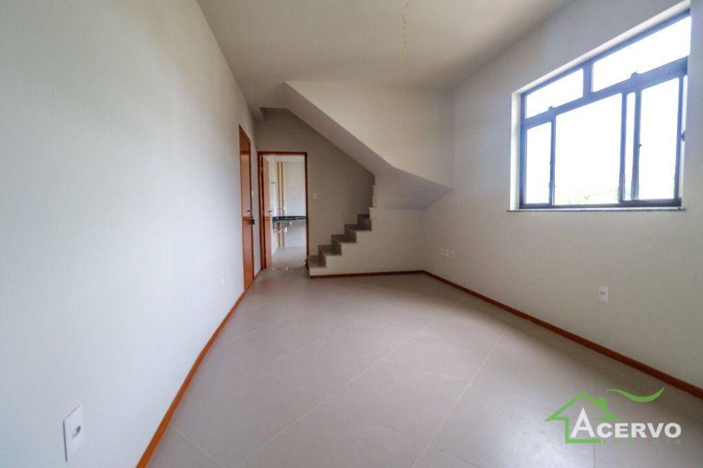 Cobertura à venda com 4 quartos, 192m² - Foto 2