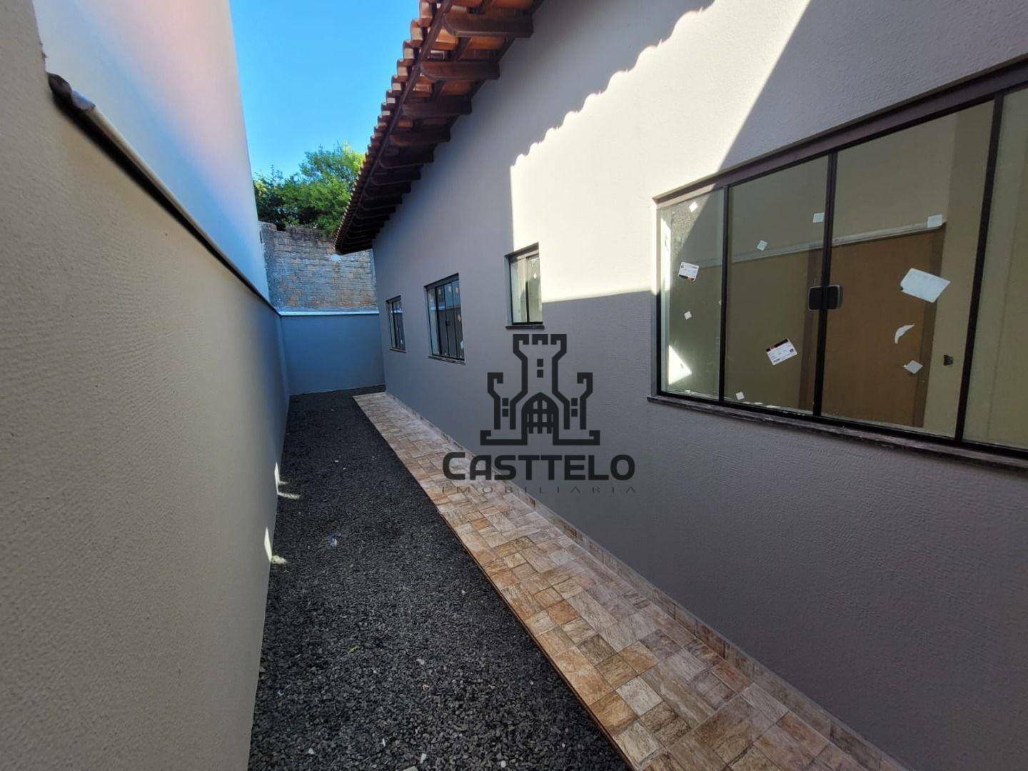 Casa à venda com 3 quartos, 84m² - Foto 5