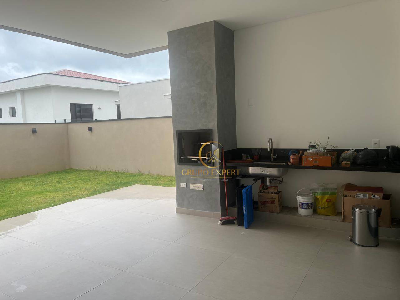 Sobrado à venda e aluguel com 3 quartos, 318m² - Foto 8