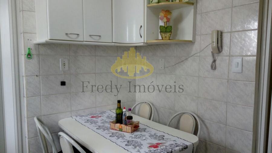 Apartamento à venda com 3 quartos, 101m² - Foto 19