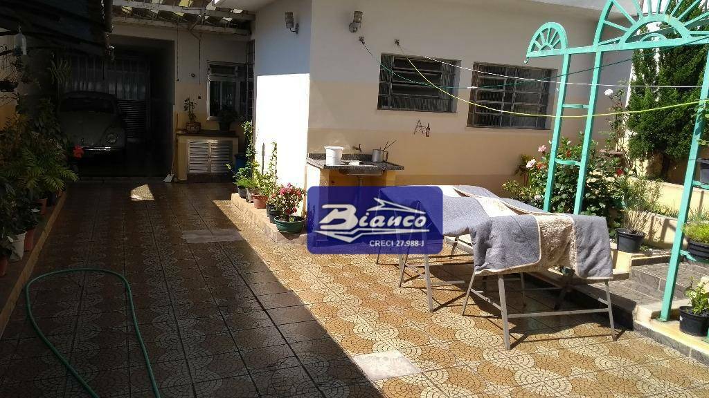 Sobrado à venda com 3 quartos, 300m² - Foto 20