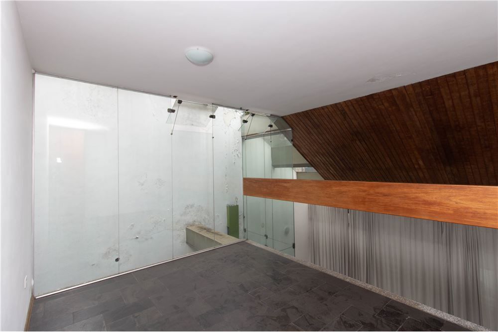 Casa de Condomínio à venda com 1 quarto, 200m² - Foto 6