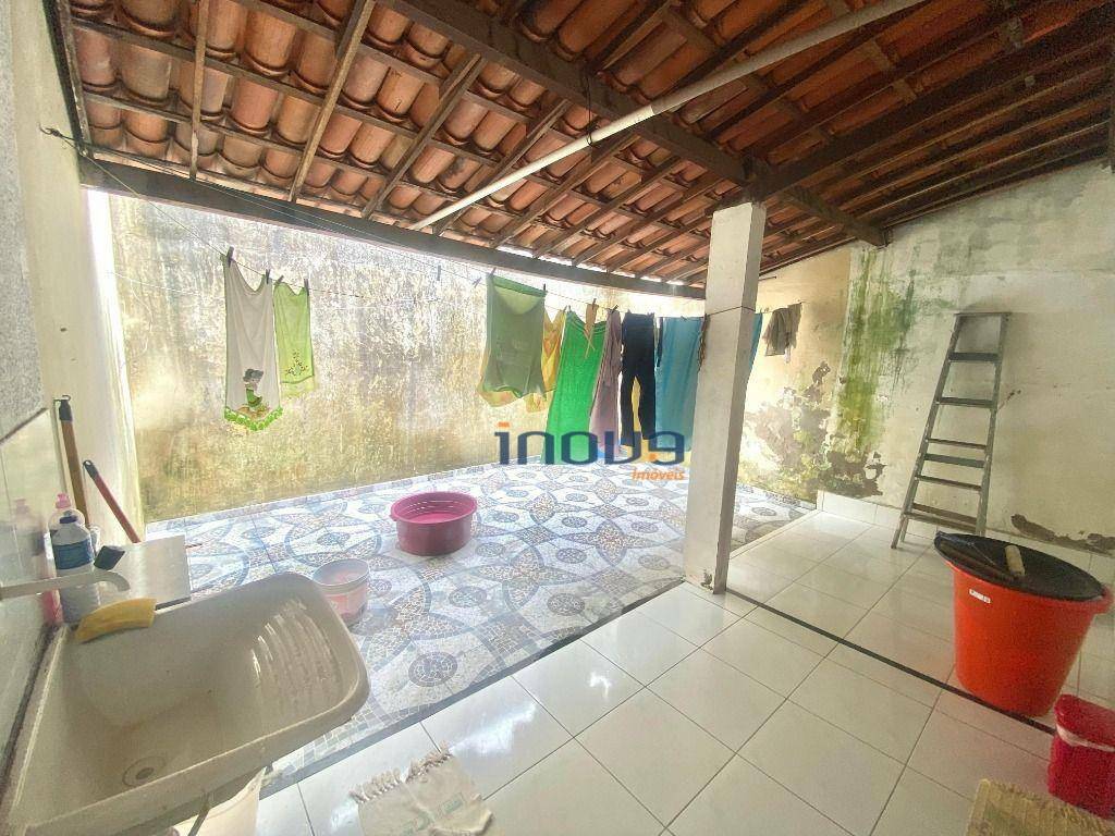 Casa à venda com 4 quartos, 152m² - Foto 17