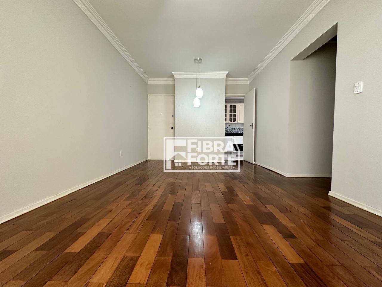 Apartamento à venda com 3 quartos, 70m² - Foto 2