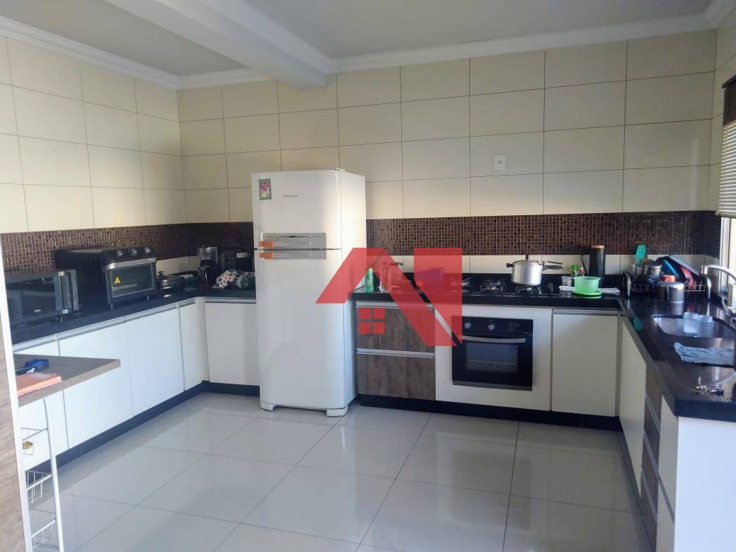 Sobrado à venda com 4 quartos, 309m² - Foto 10