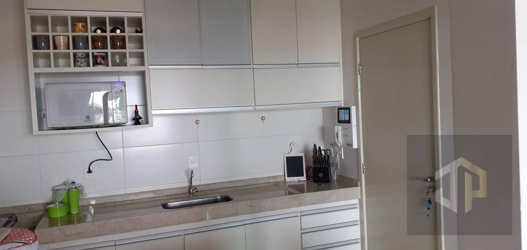 Apartamento à venda com 3 quartos, 94m² - Foto 3