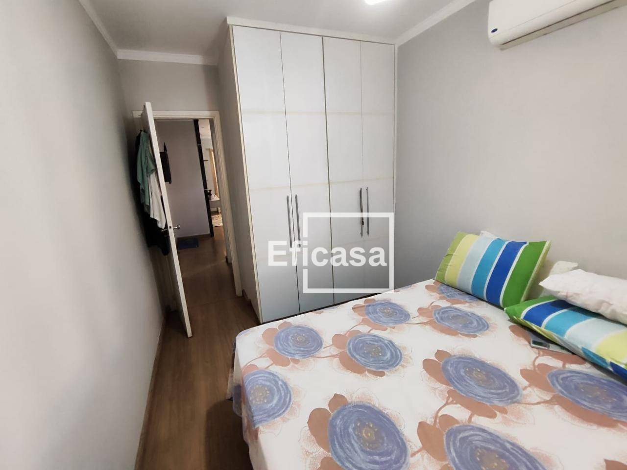 Casa de Condomínio à venda com 3 quartos, 130m² - Foto 1