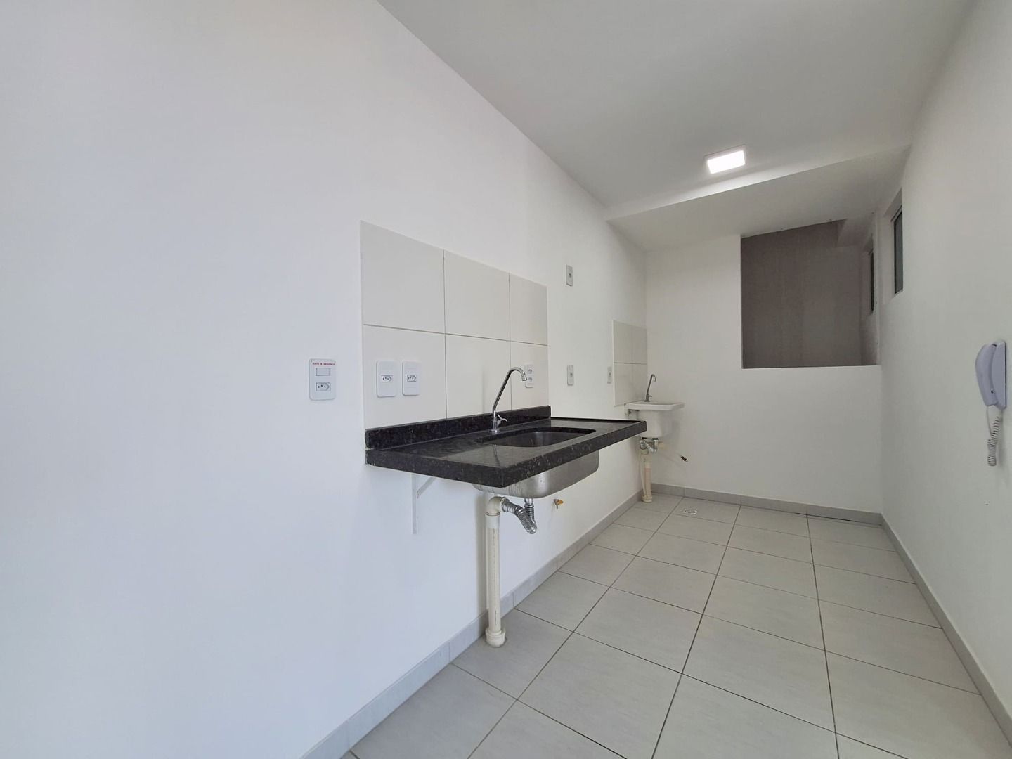 Apartamento para alugar com 2 quartos, 73m² - Foto 14