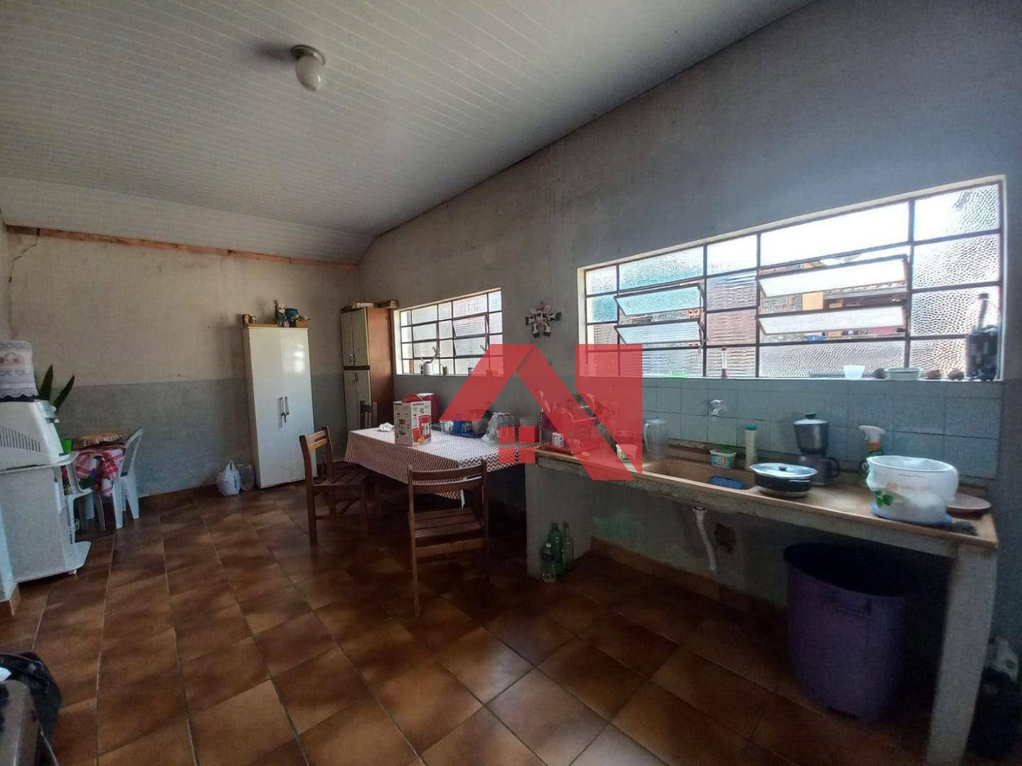 Casa à venda com 3 quartos, 200m² - Foto 12