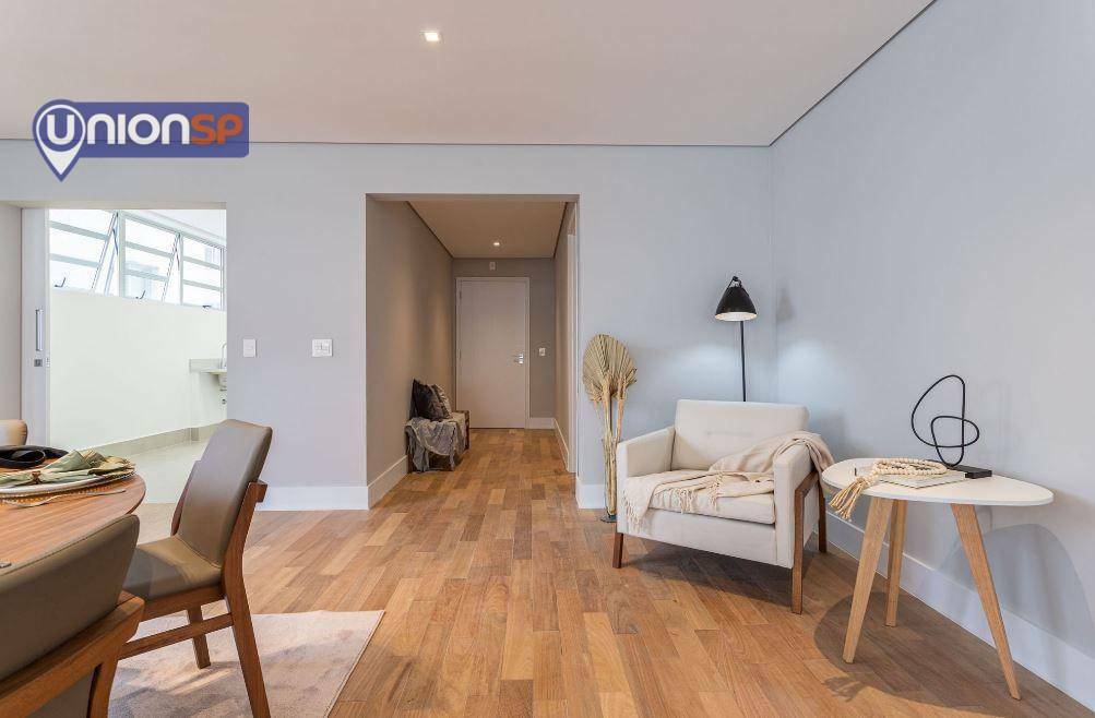 Apartamento à venda com 3 quartos, 244m² - Foto 8