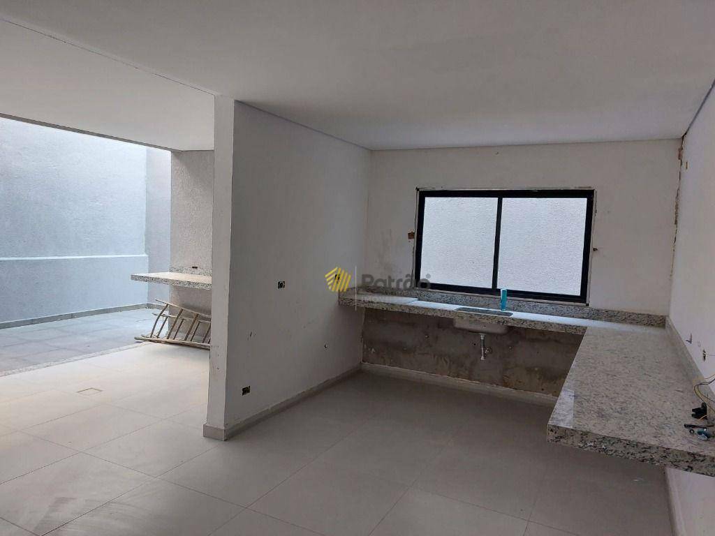 Sobrado à venda com 3 quartos, 200m² - Foto 12