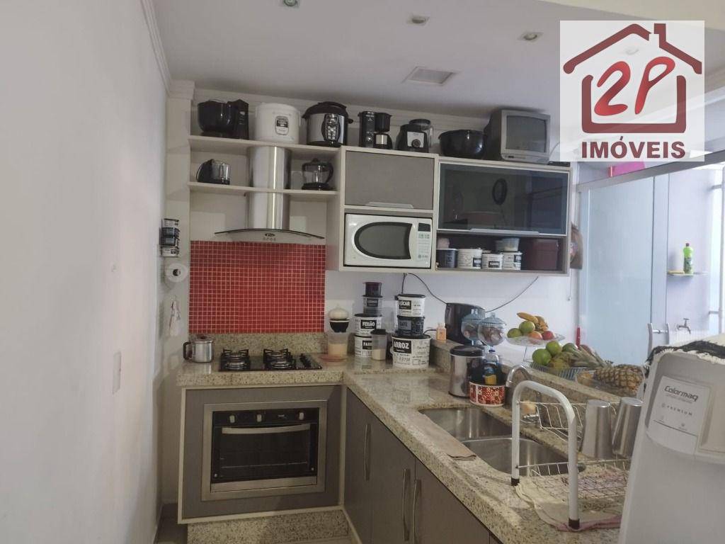 Casa à venda com 2 quartos, 110m² - Foto 4