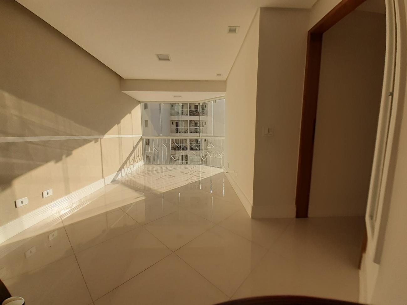 Apartamento à venda com 3 quartos, 72m² - Foto 1