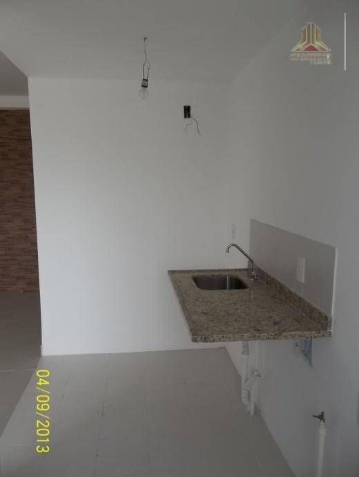 Apartamento à venda com 3 quartos, 68m² - Foto 5