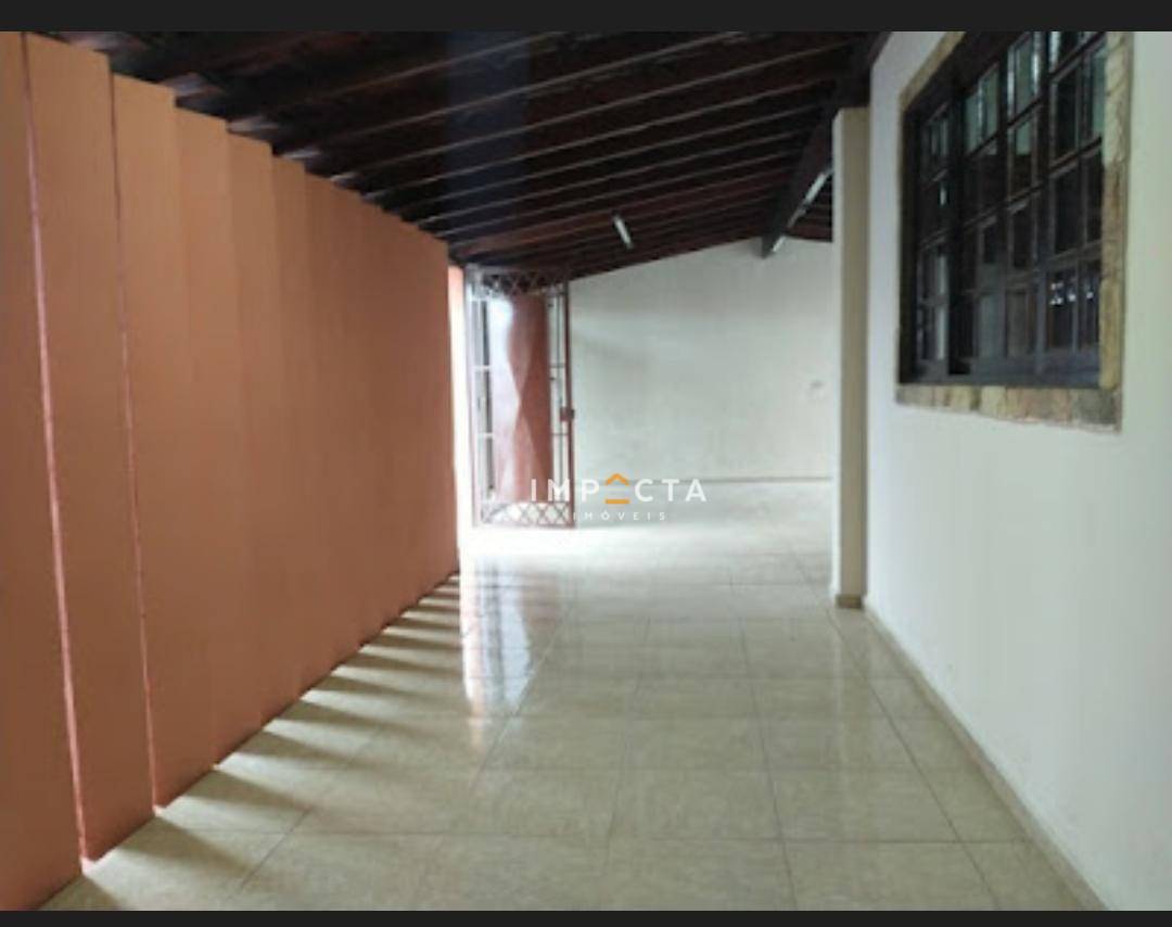 Casa à venda com 3 quartos, 160m² - Foto 4