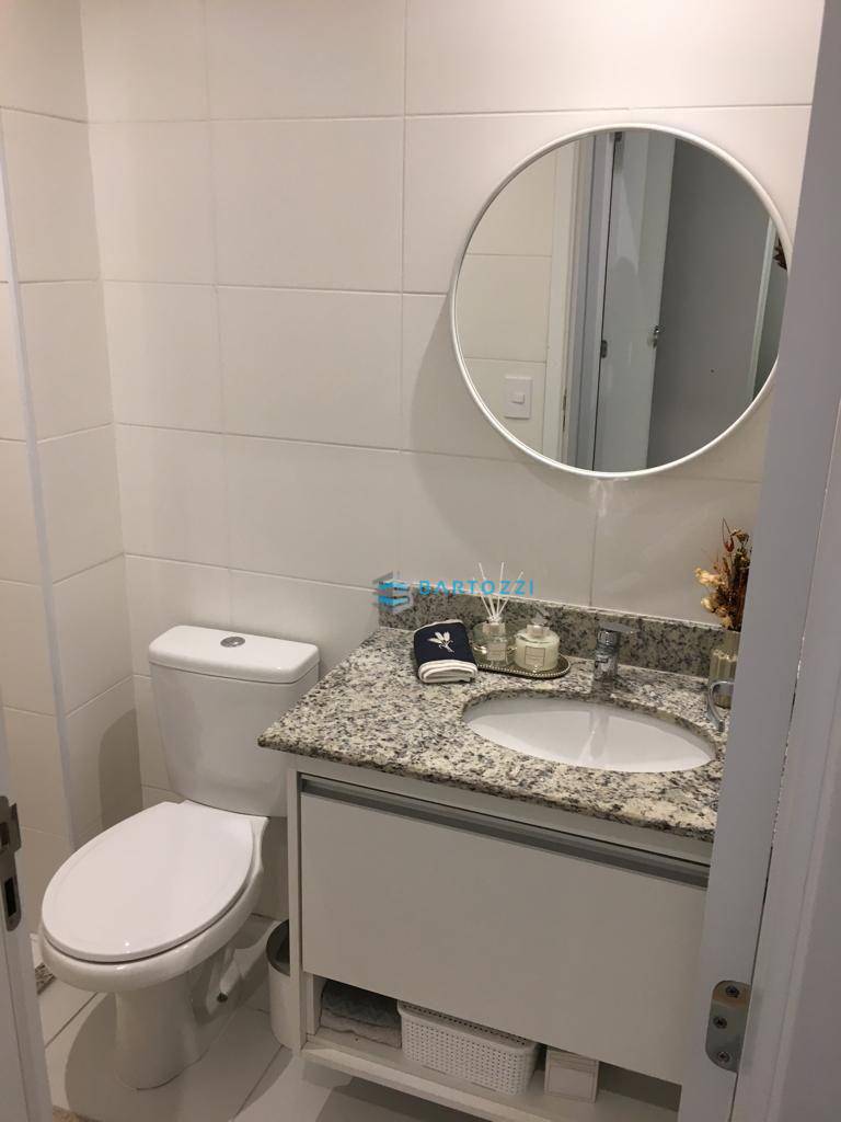 Apartamento à venda com 2 quartos, 65m² - Foto 12