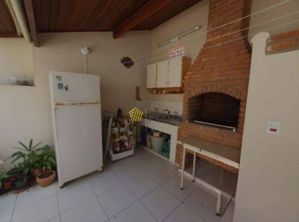 Sobrado à venda com 3 quartos, 230m² - Foto 8