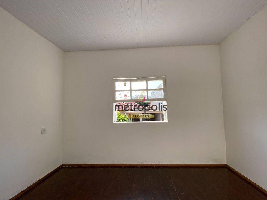 Casa para alugar com 2 quartos, 150m² - Foto 13