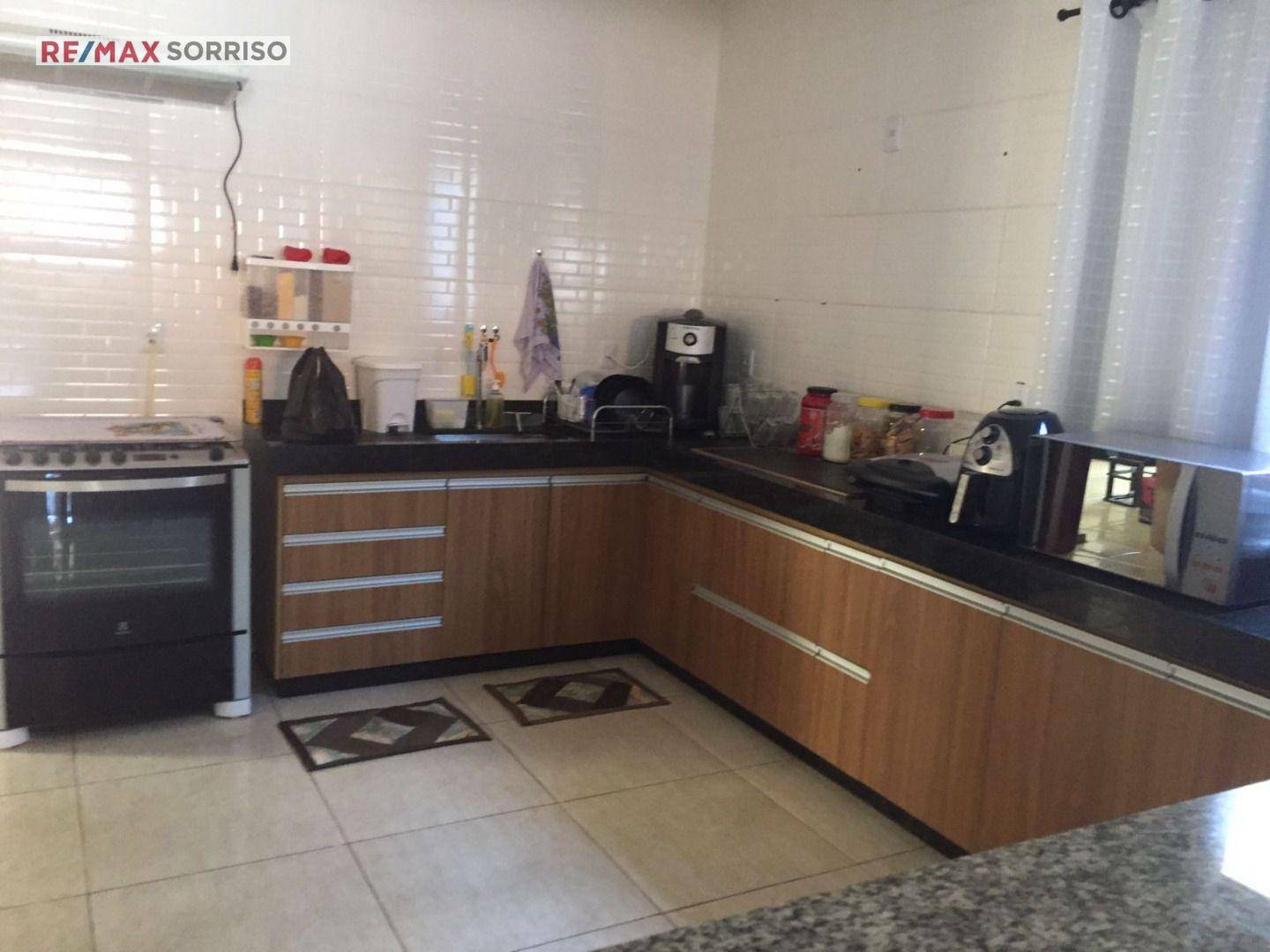 Casa à venda com 3 quartos, 120m² - Foto 4